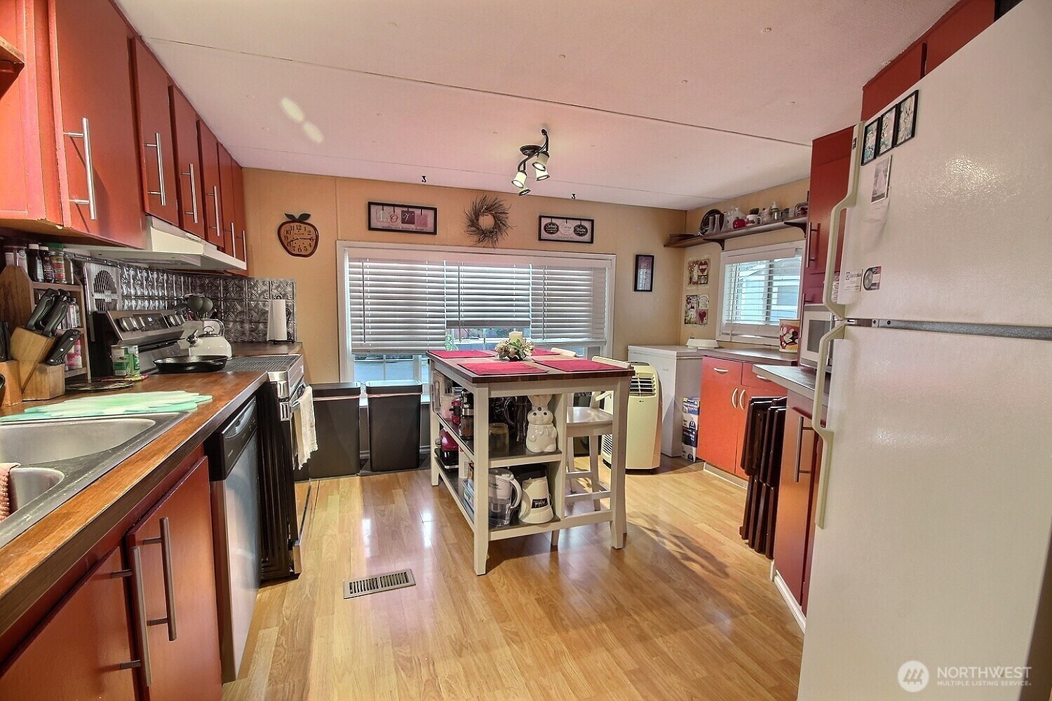 15232 SE 272nd Street Unit: 100