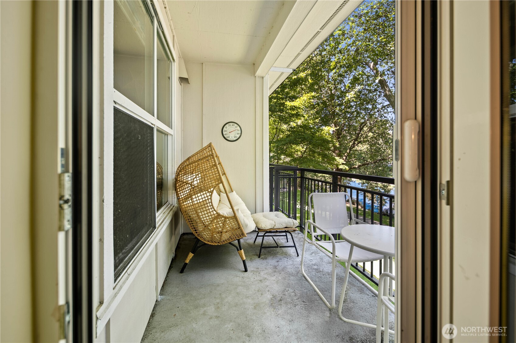 55 Williams Avenue S Unit: 205