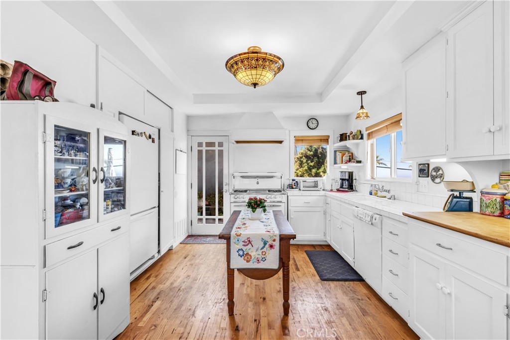 113 Avenida Salvador