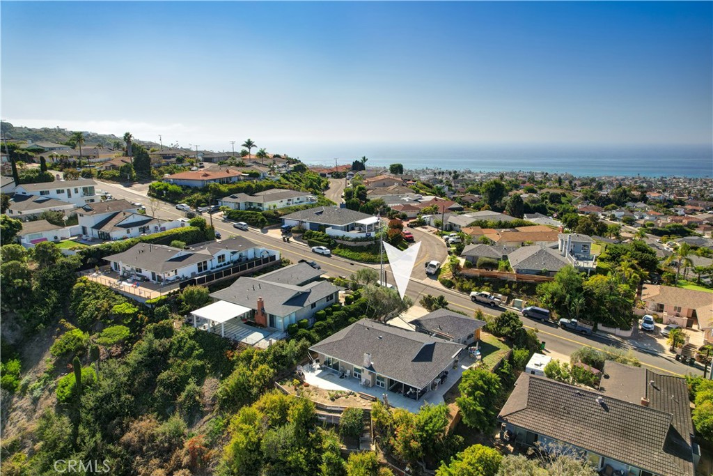 113 Avenida Salvador