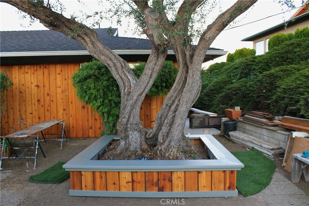 113 Avenida Salvador