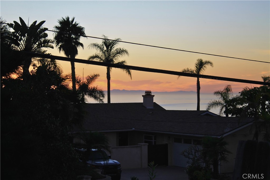 113 Avenida Salvador