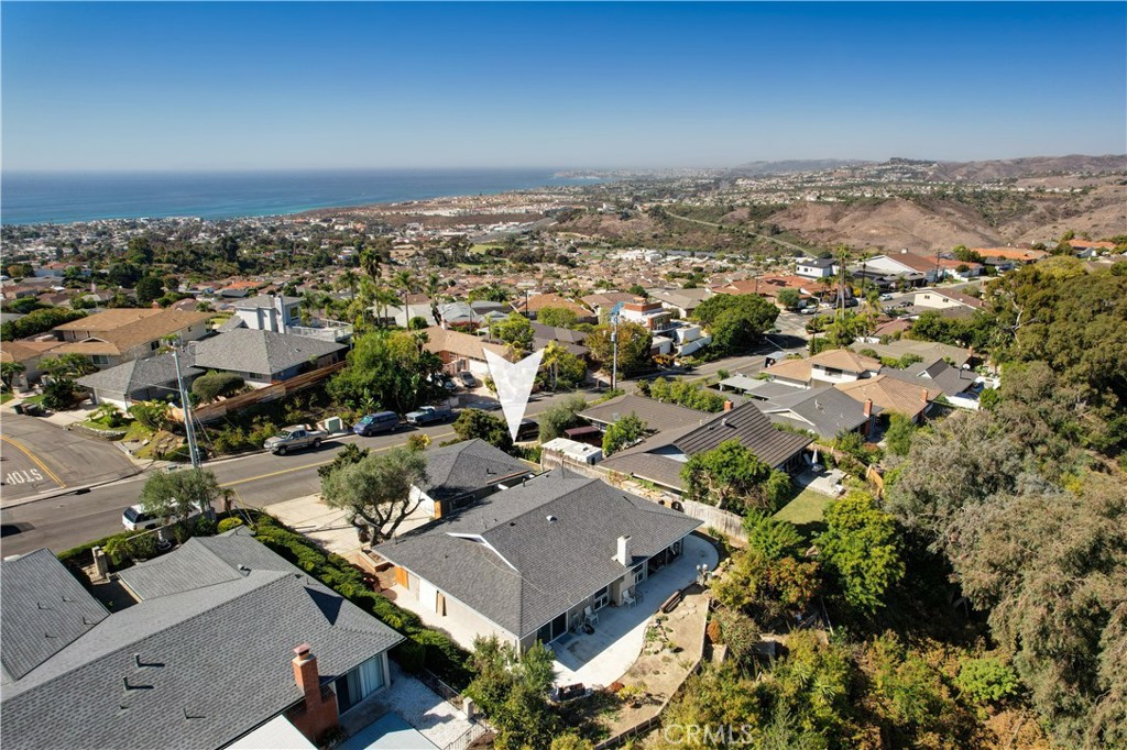 113 Avenida Salvador