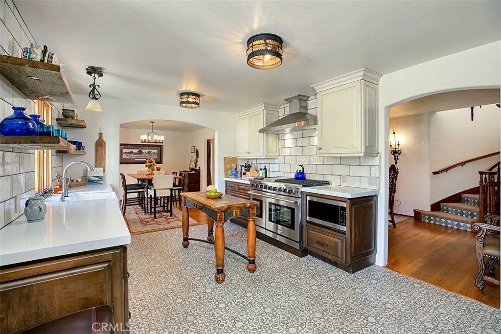 31462 El Camino Real