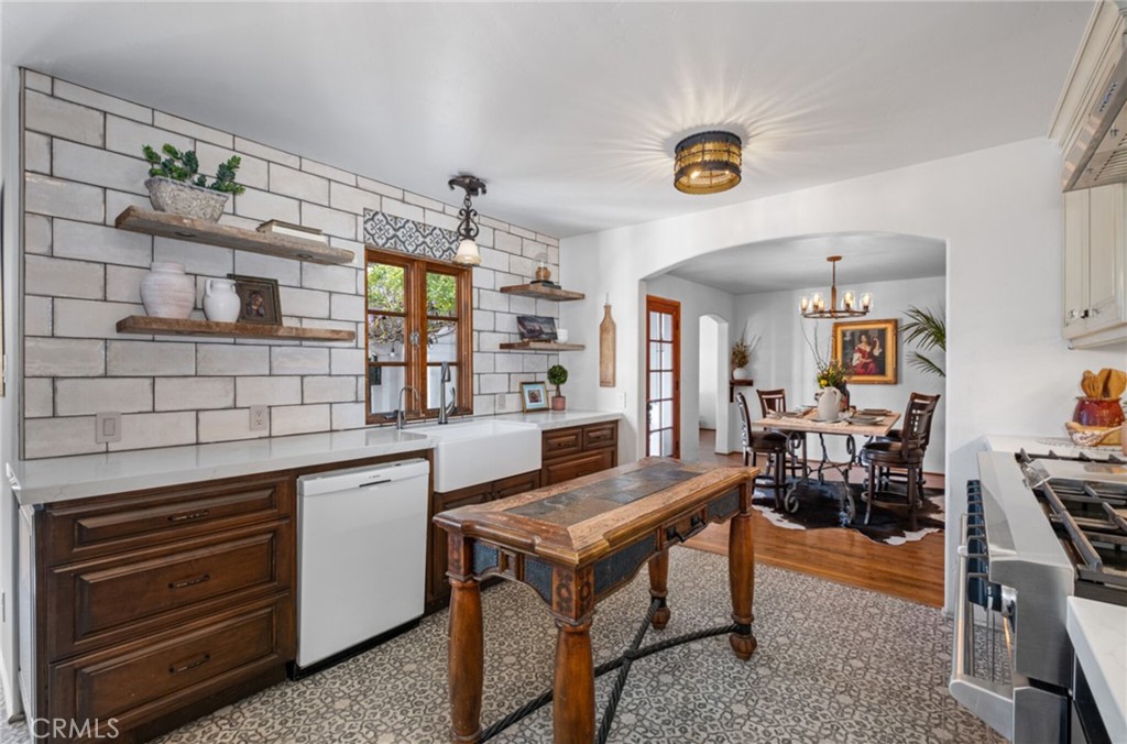 31462 El Camino Real