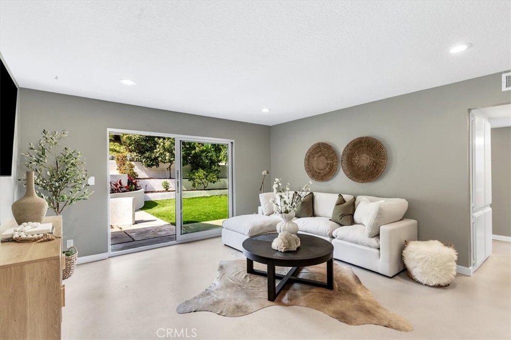 25201 Sea Vista Drive
