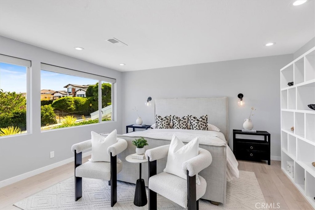25201 Sea Vista Drive