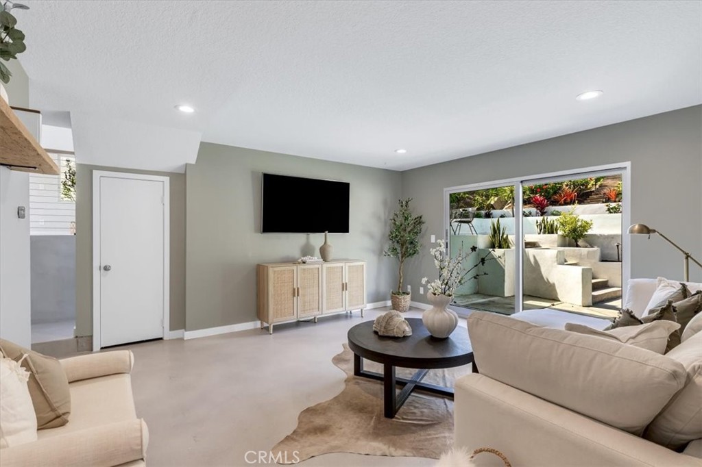 25201 Sea Vista Drive