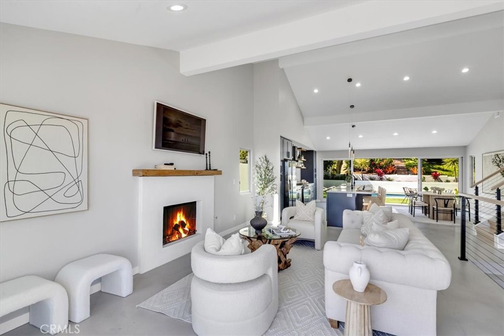 25201 Sea Vista Drive