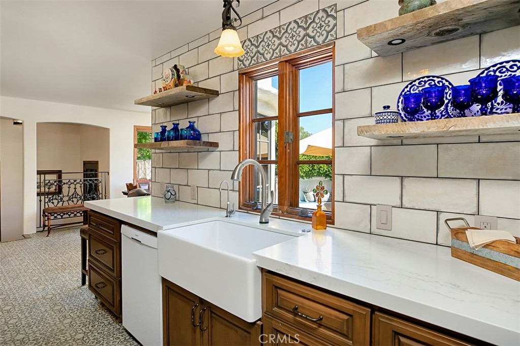 31462 El Camino Real