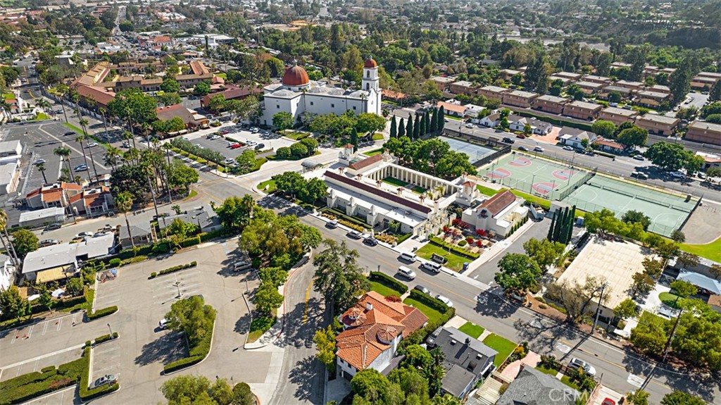 31462 El Camino Real