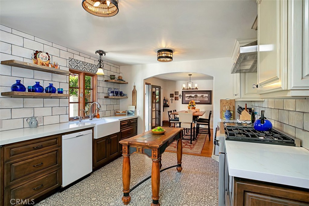 31462 El Camino Real
