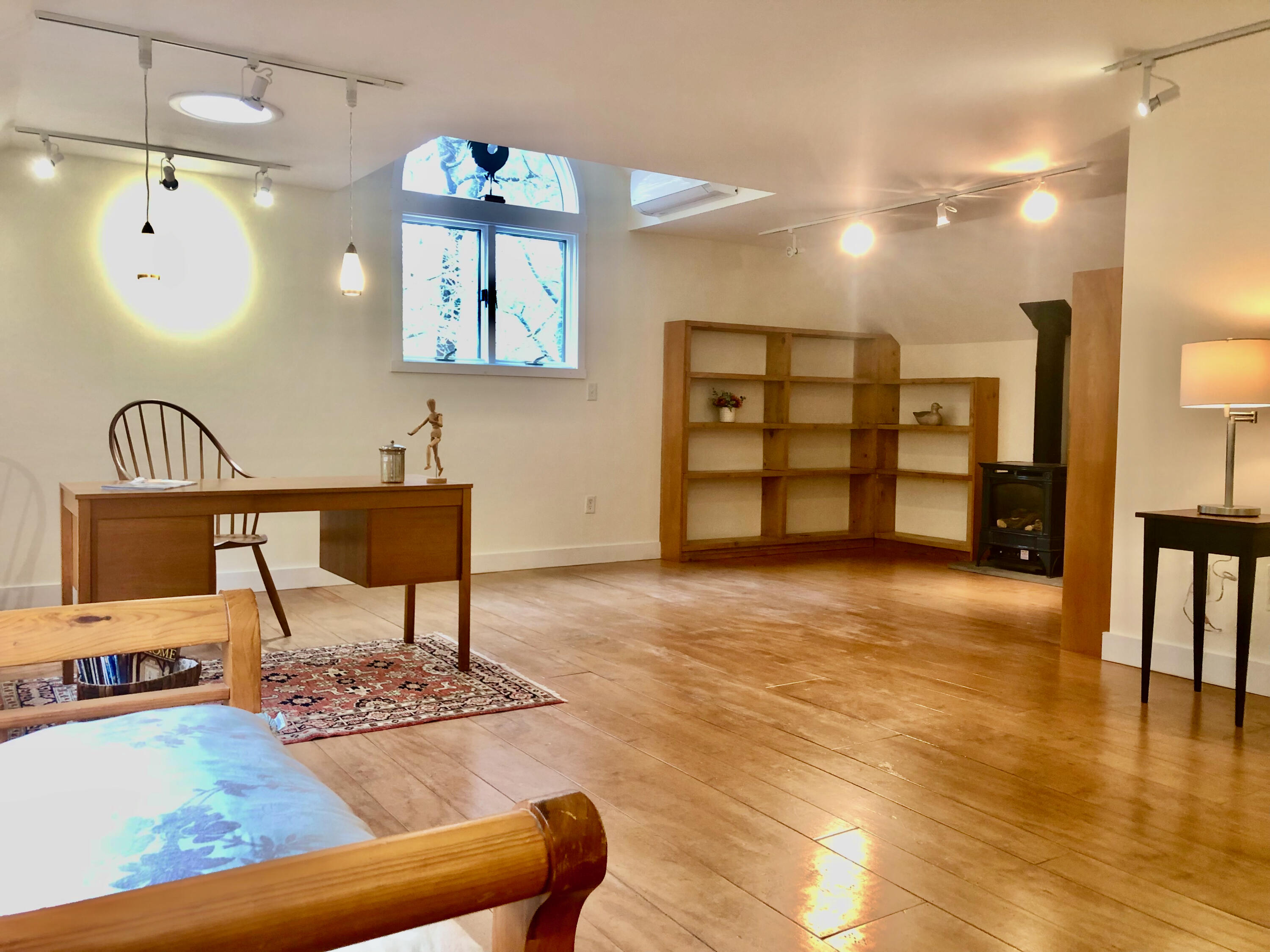 171 Monument Road