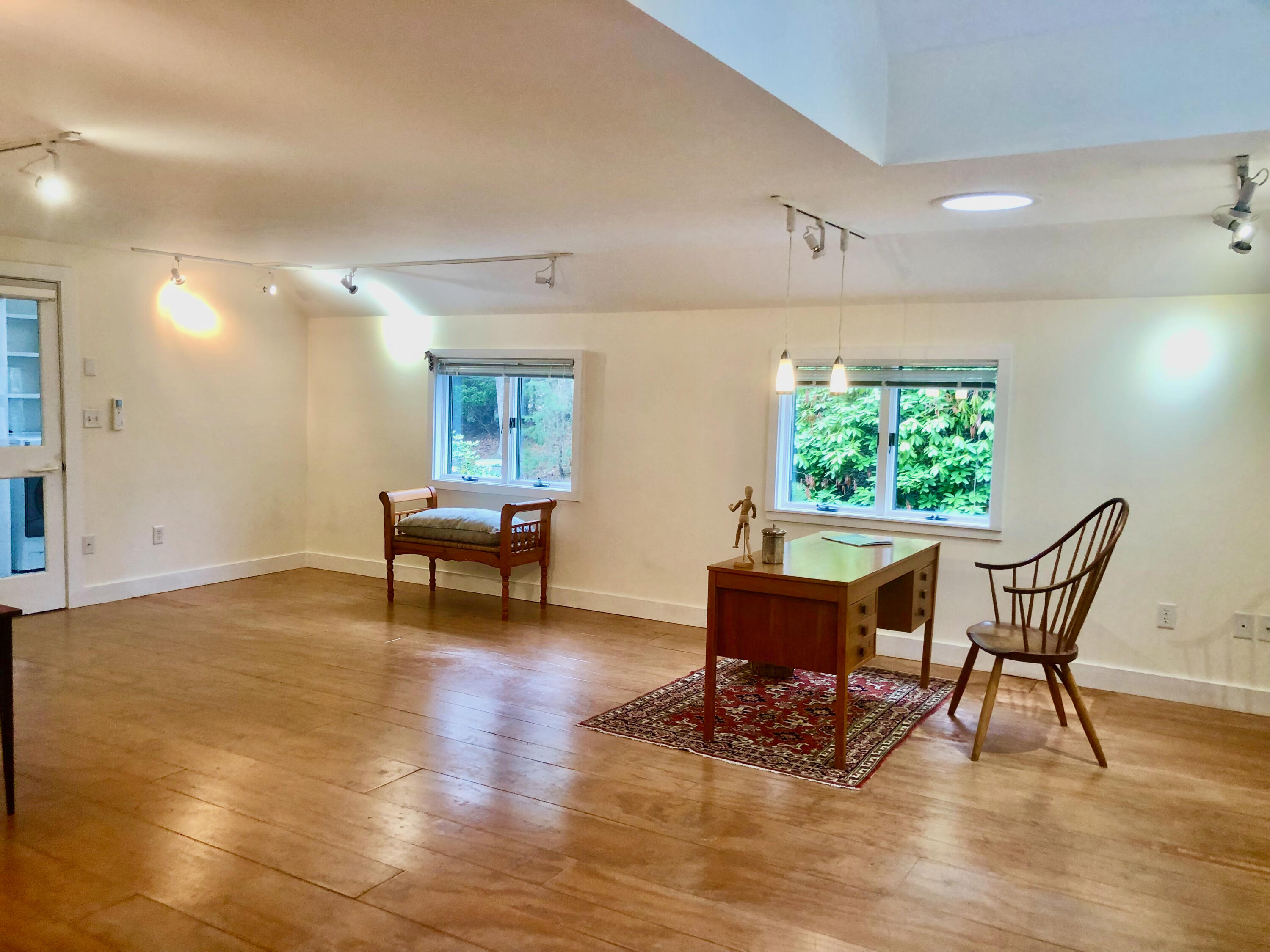 171 Monument Road