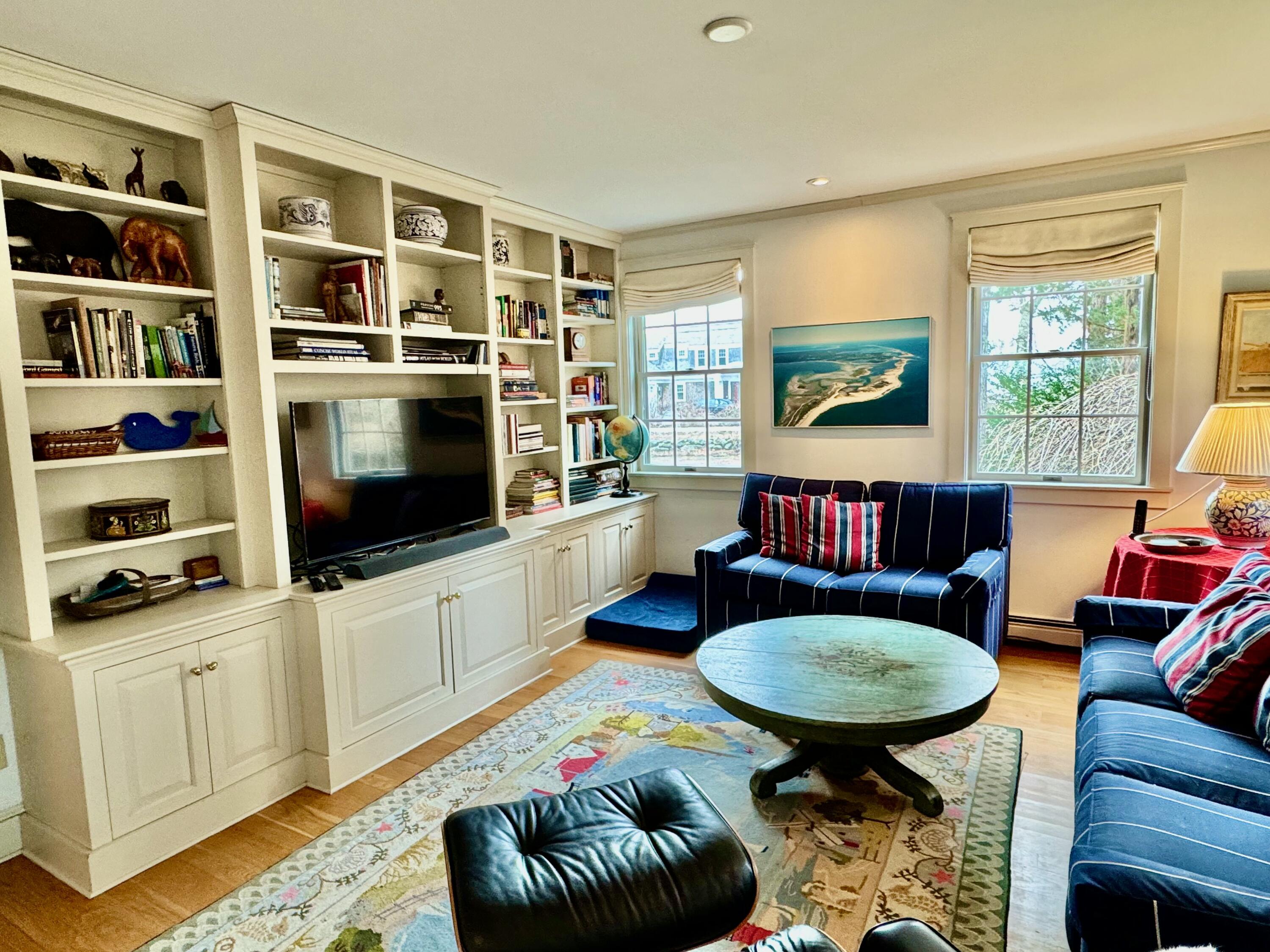 3 Stony Island Way