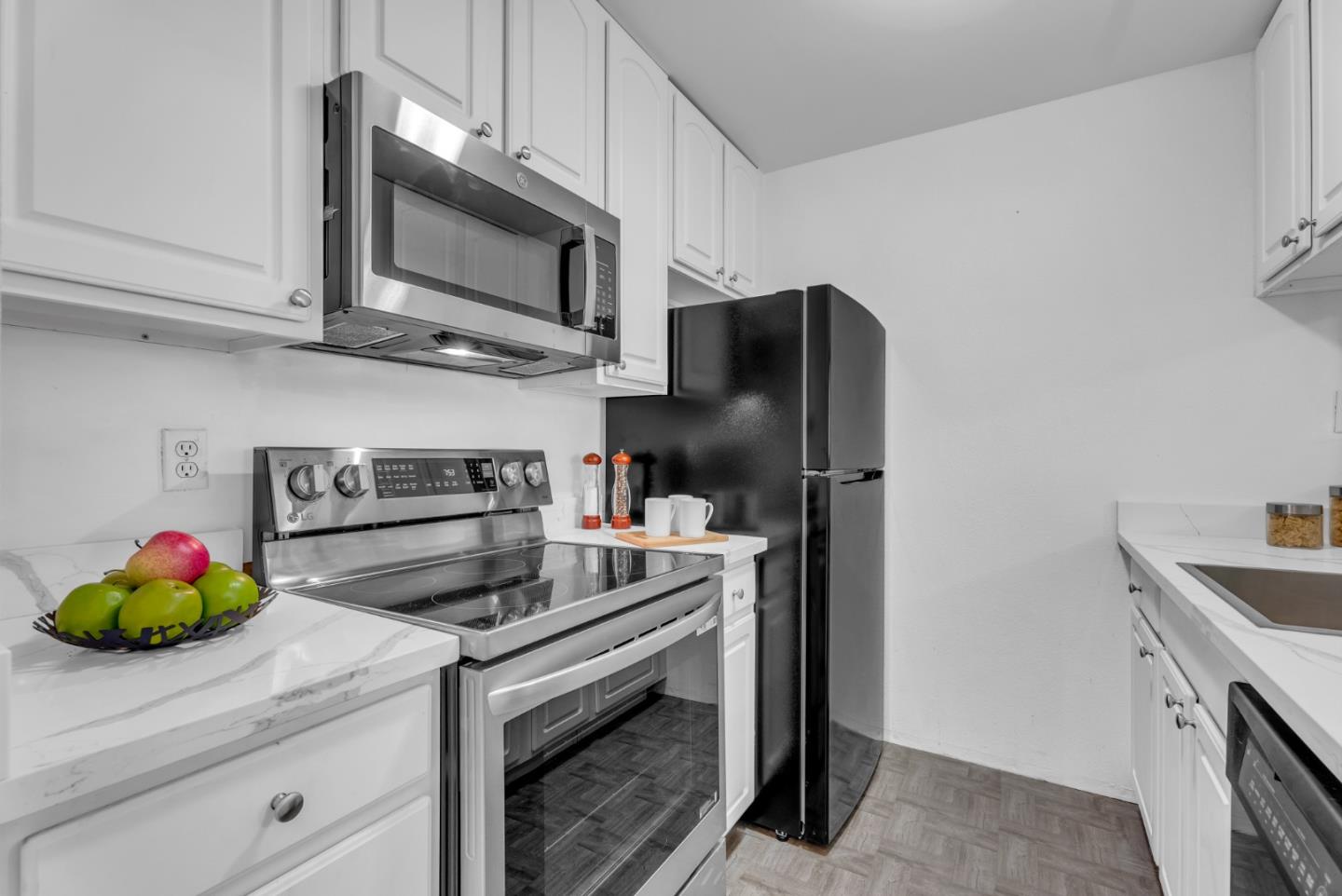 4336 Shelter Creek LN