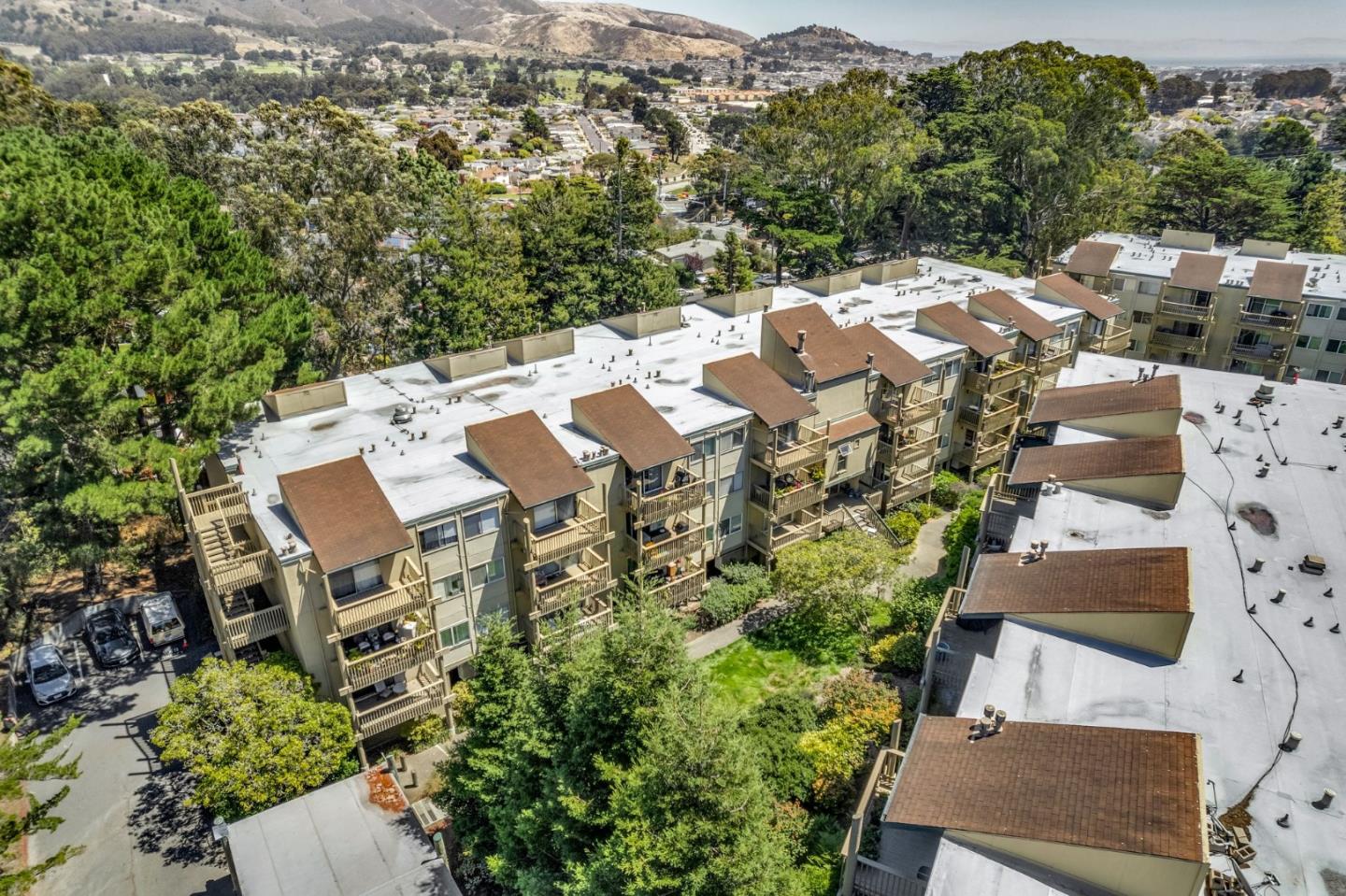 375 Mandarin DR 111