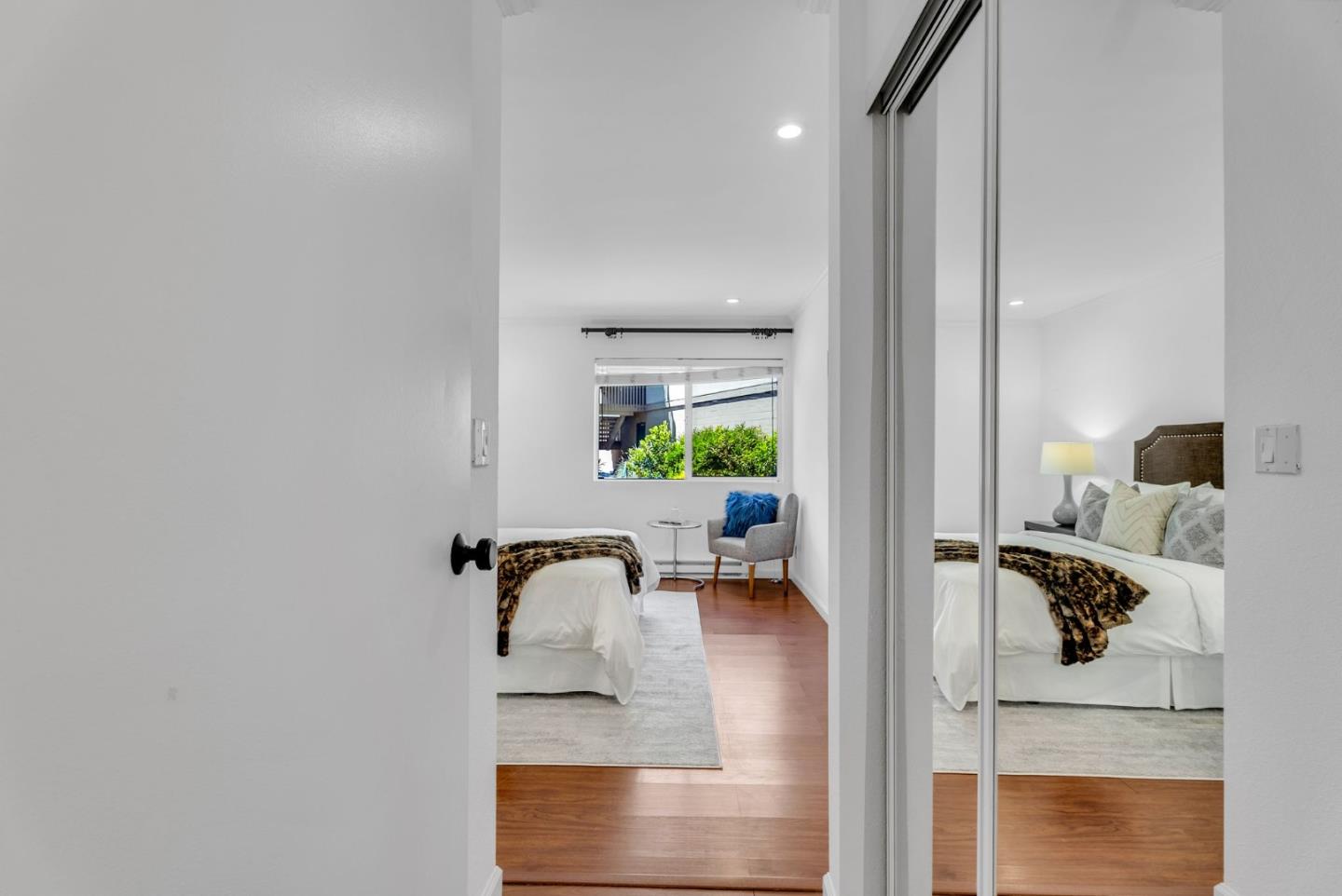 375 Mandarin DR 111