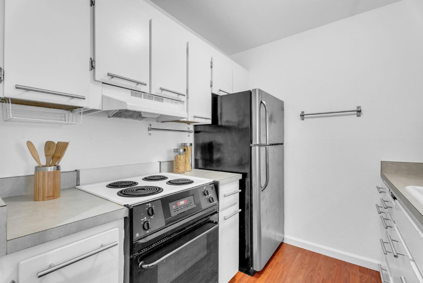 375 Mandarin DR 111