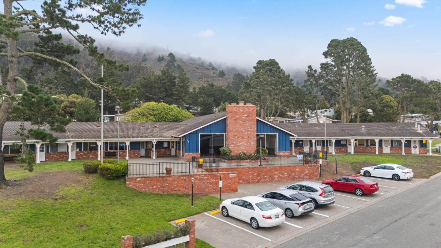 64 Franciscan Drive Unit: 17