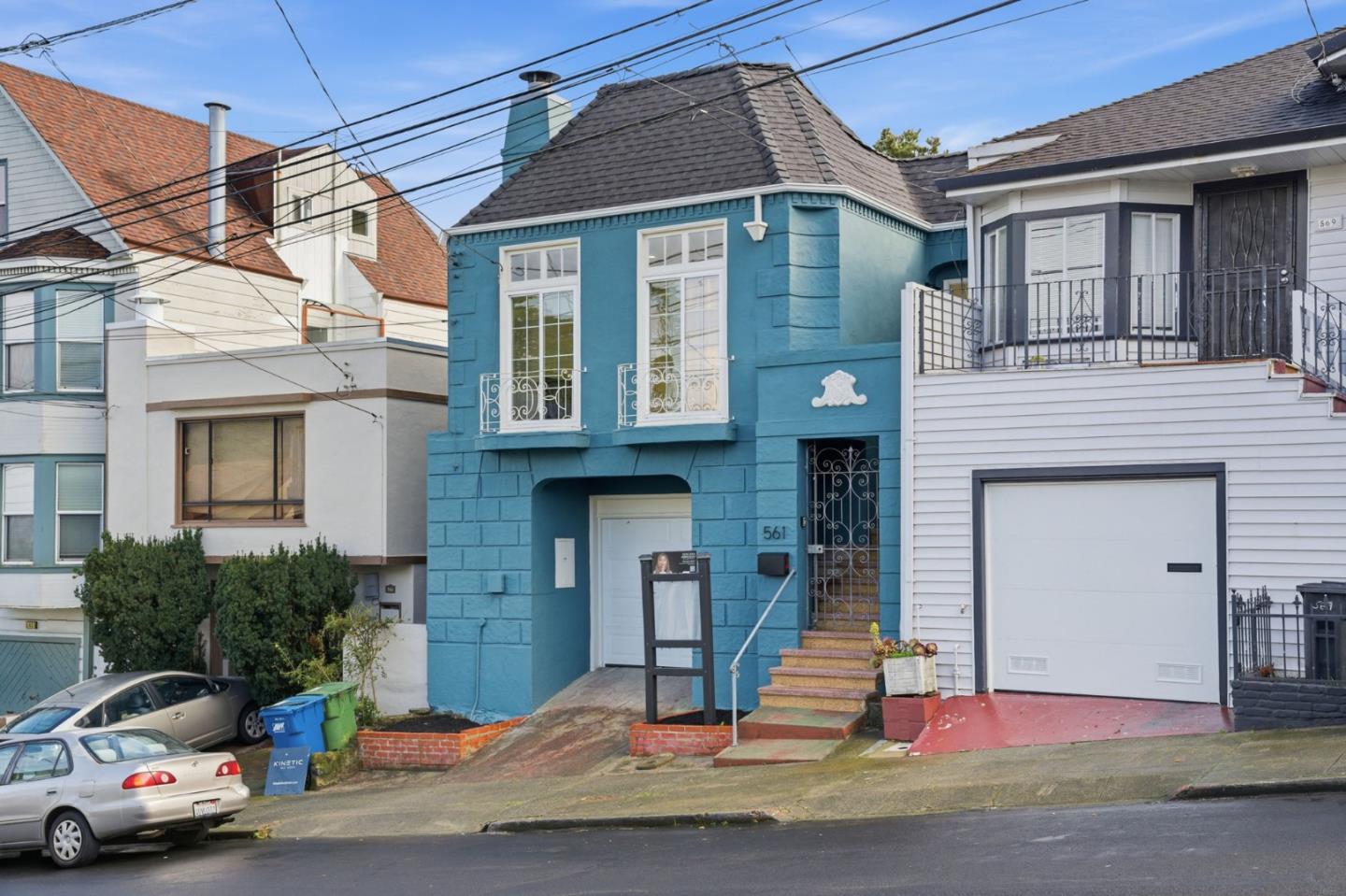 561 Winchester Street