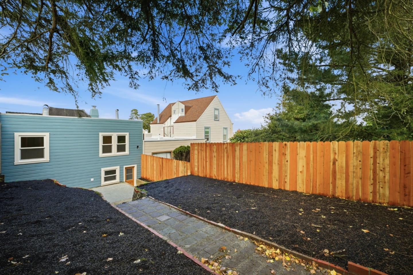 561 Winchester Street