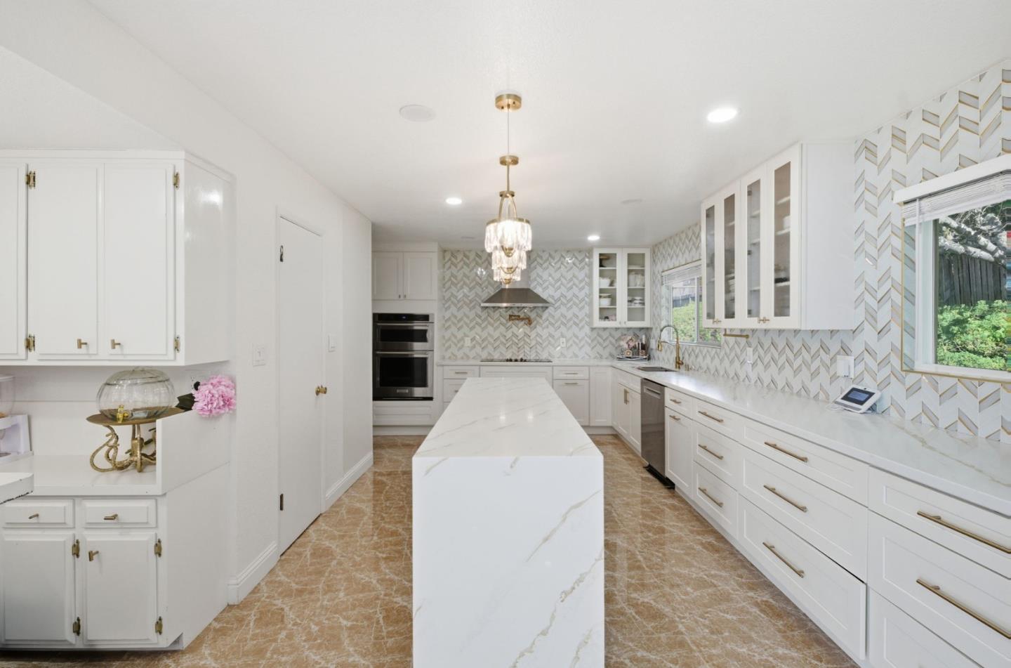 26918 Claiborne Court