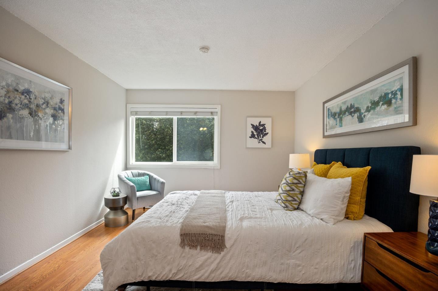 359 Half Moon Lane 113