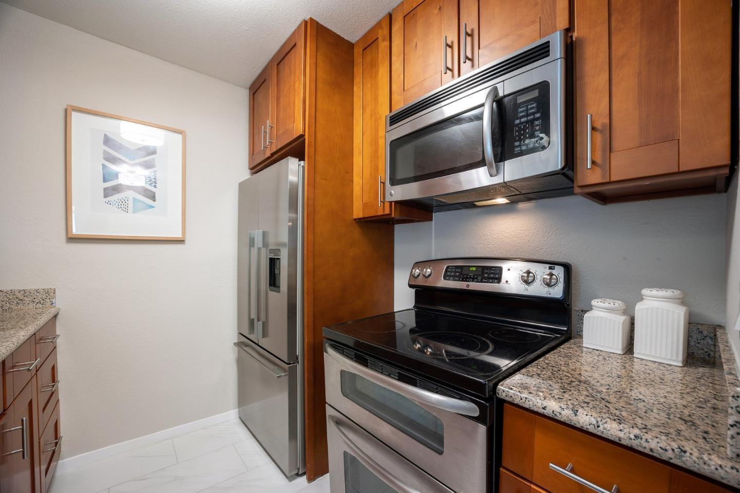 359 Half Moon Lane 113