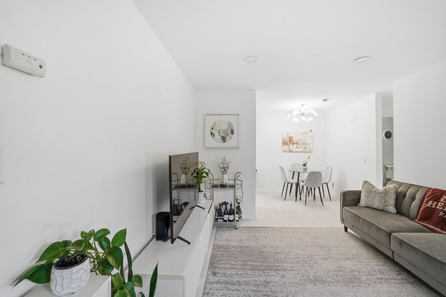 408 Boardwalk Avenue 1