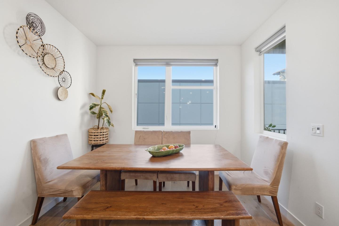 493 Cambridge Street