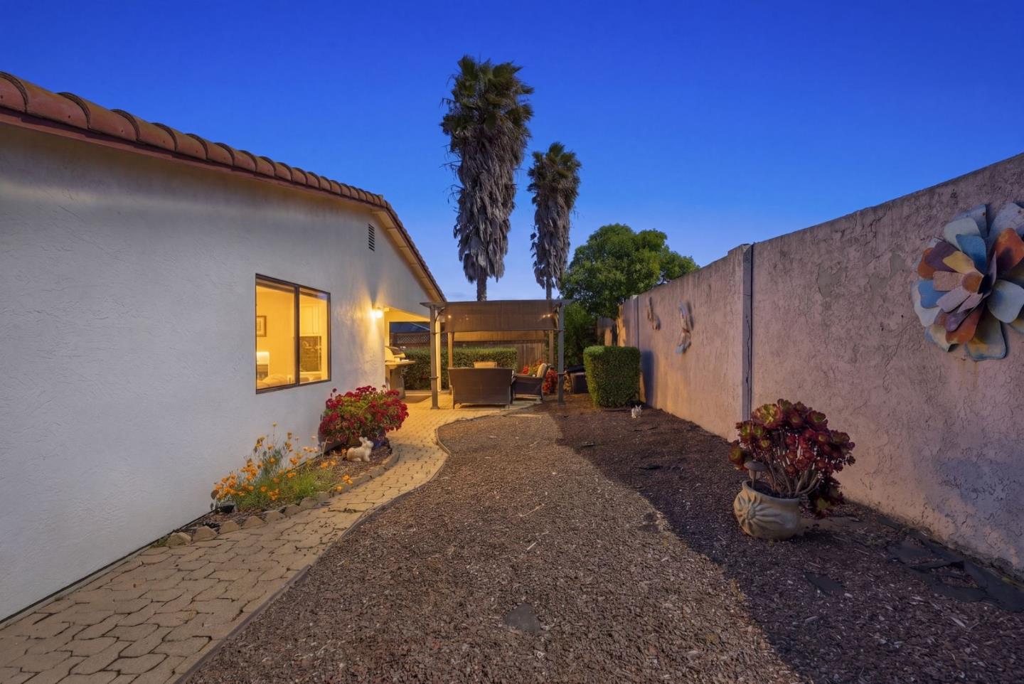 1930 Vine Drive