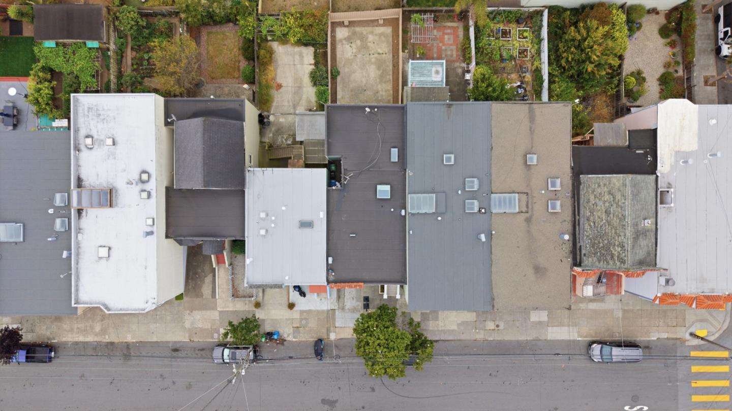 518 Athens ST