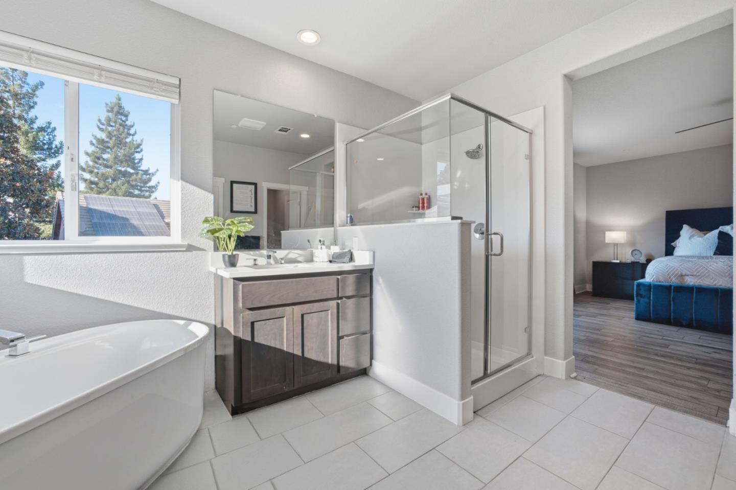 1258 Heavenly CIR