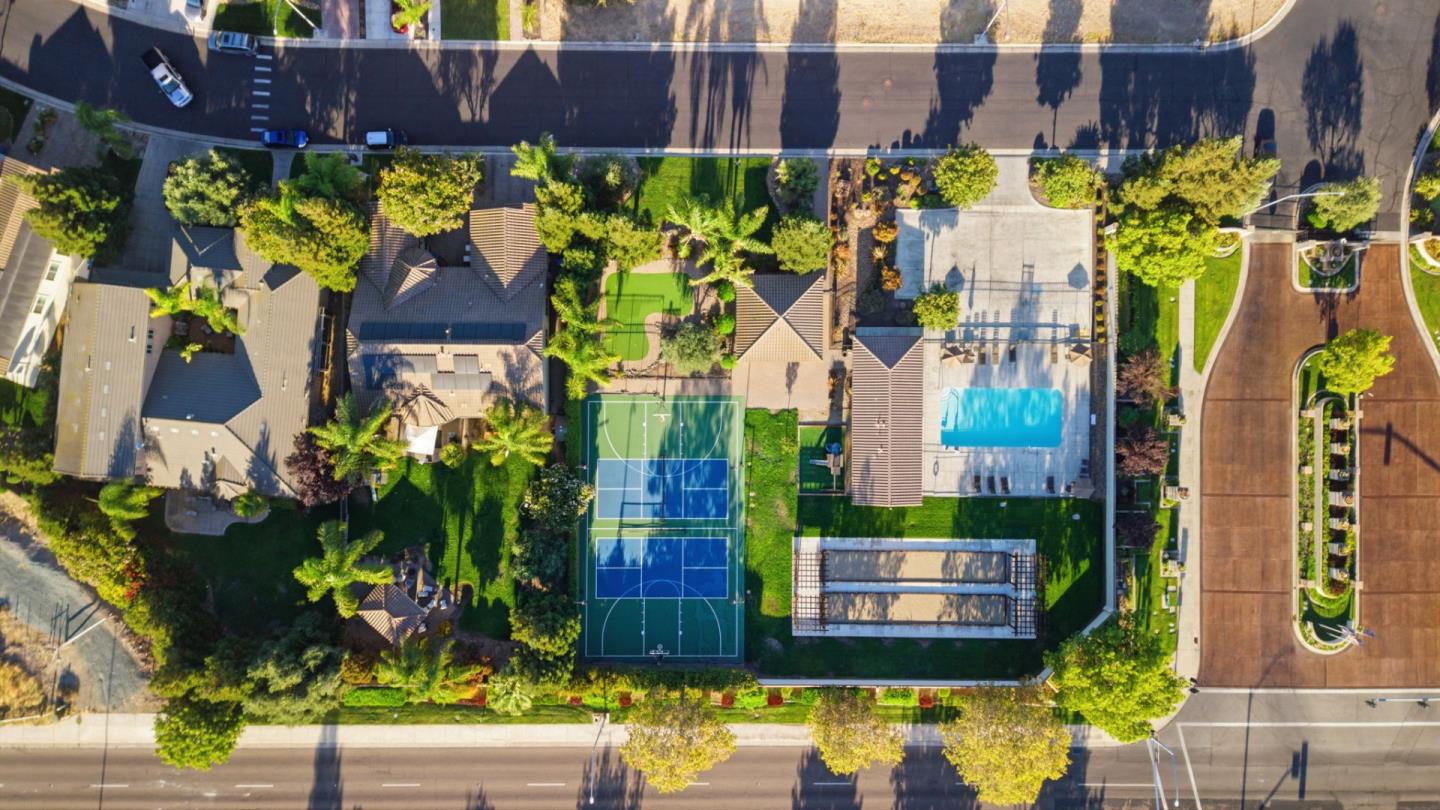 1258 Heavenly CIR
