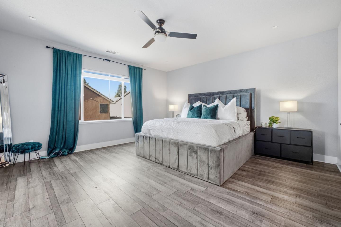 1258 Heavenly CIR