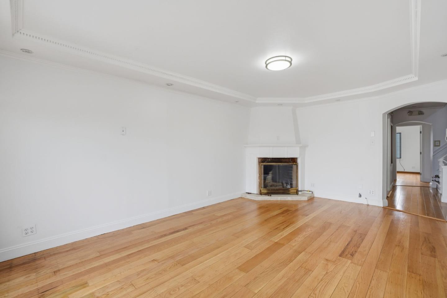 2054 Sloat BLVD