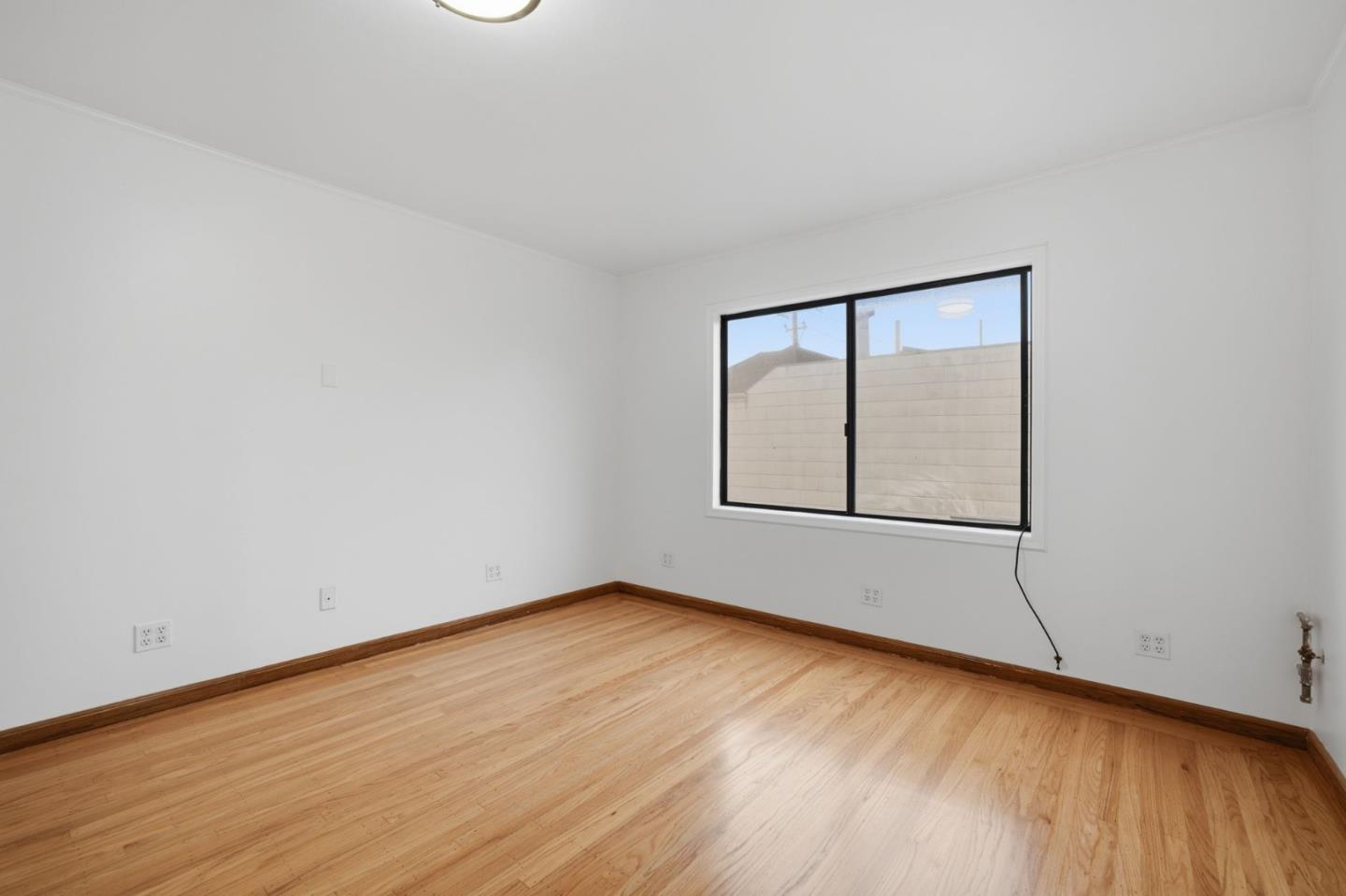 2054 Sloat BLVD