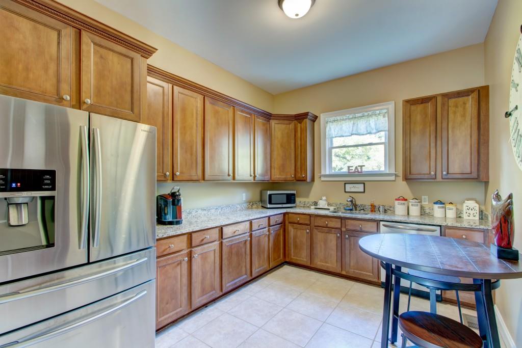 6930 Crestline Drive