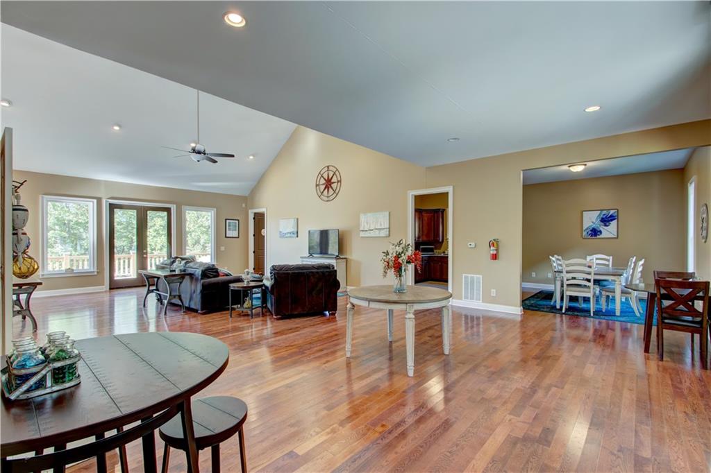 7145 Crestline Drive