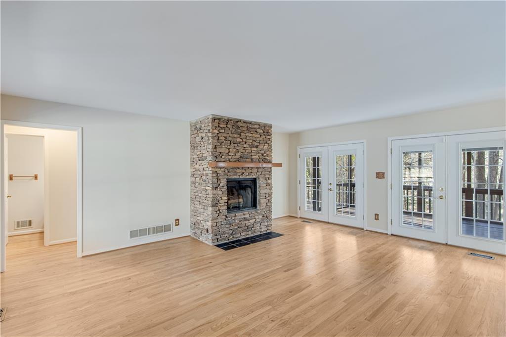 7790 Kings Point Drive