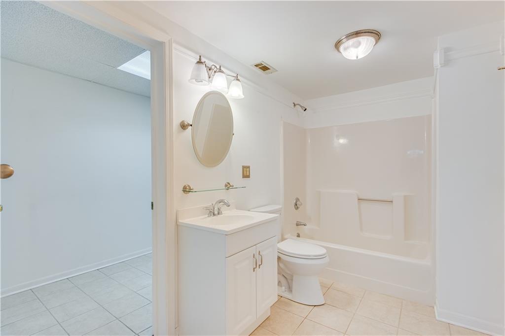 7790 Kings Point Drive