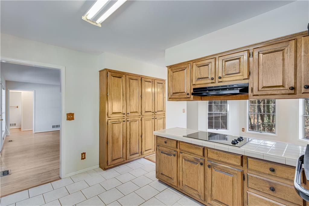 7790 Kings Point Drive