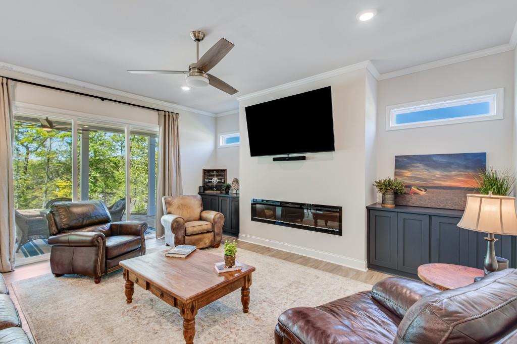 5441 Fishermans Cove