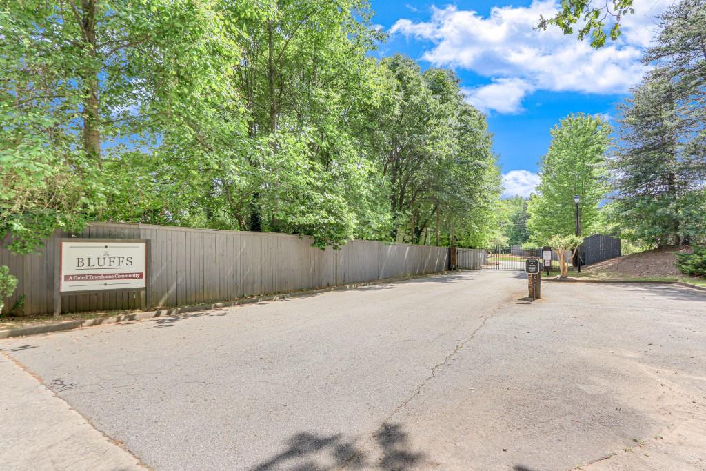 1471 Bluff Valley Circle