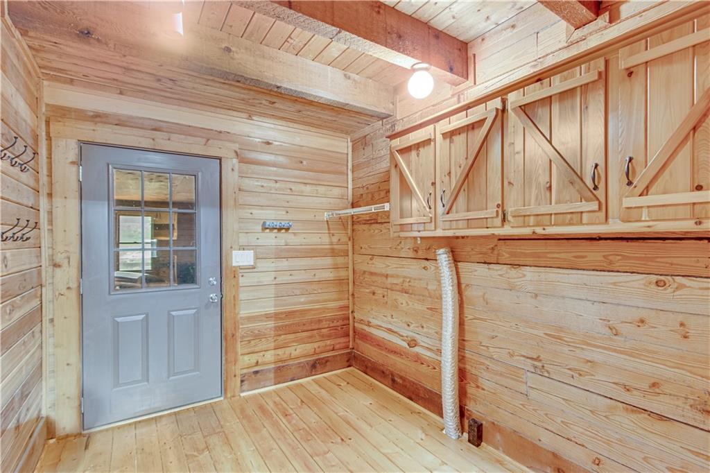 3585 Chattahoochee Road