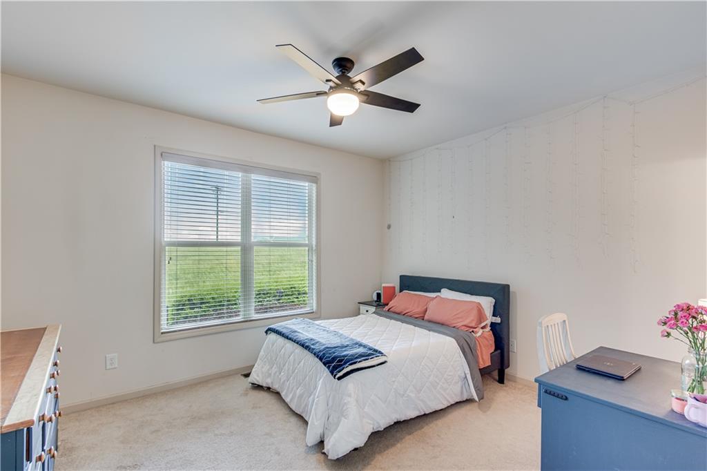 8910 Mossy Oak Drive