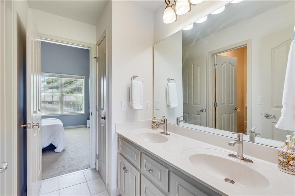 8910 Mossy Oak Drive