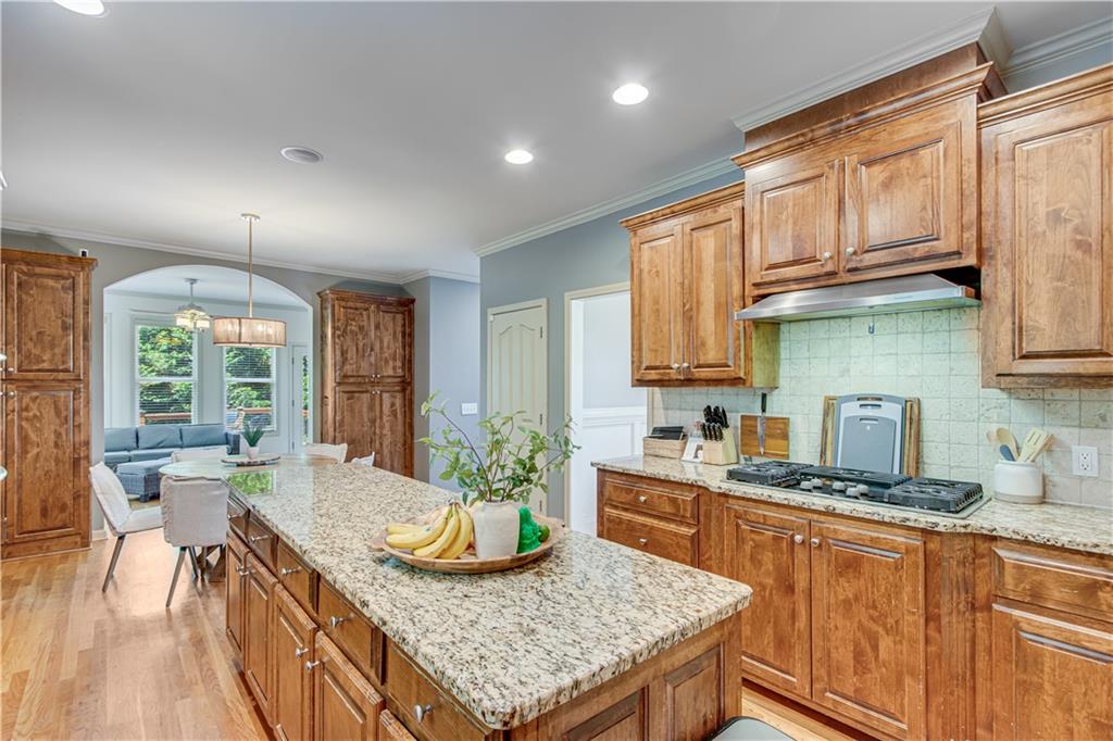 8910 Mossy Oak Drive