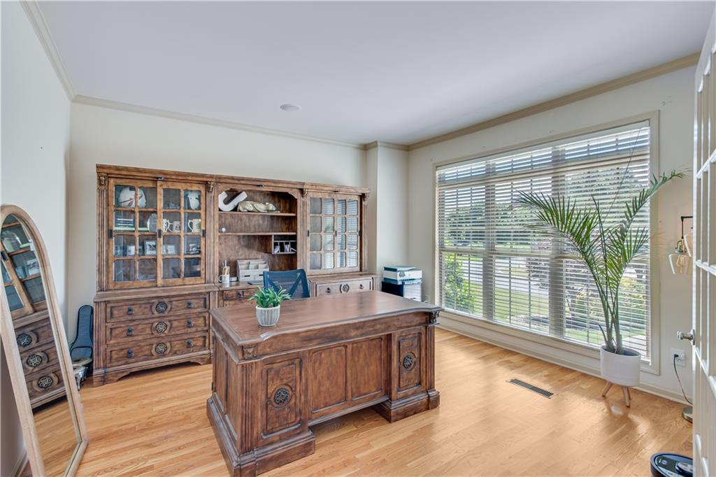 8910 Mossy Oak Drive